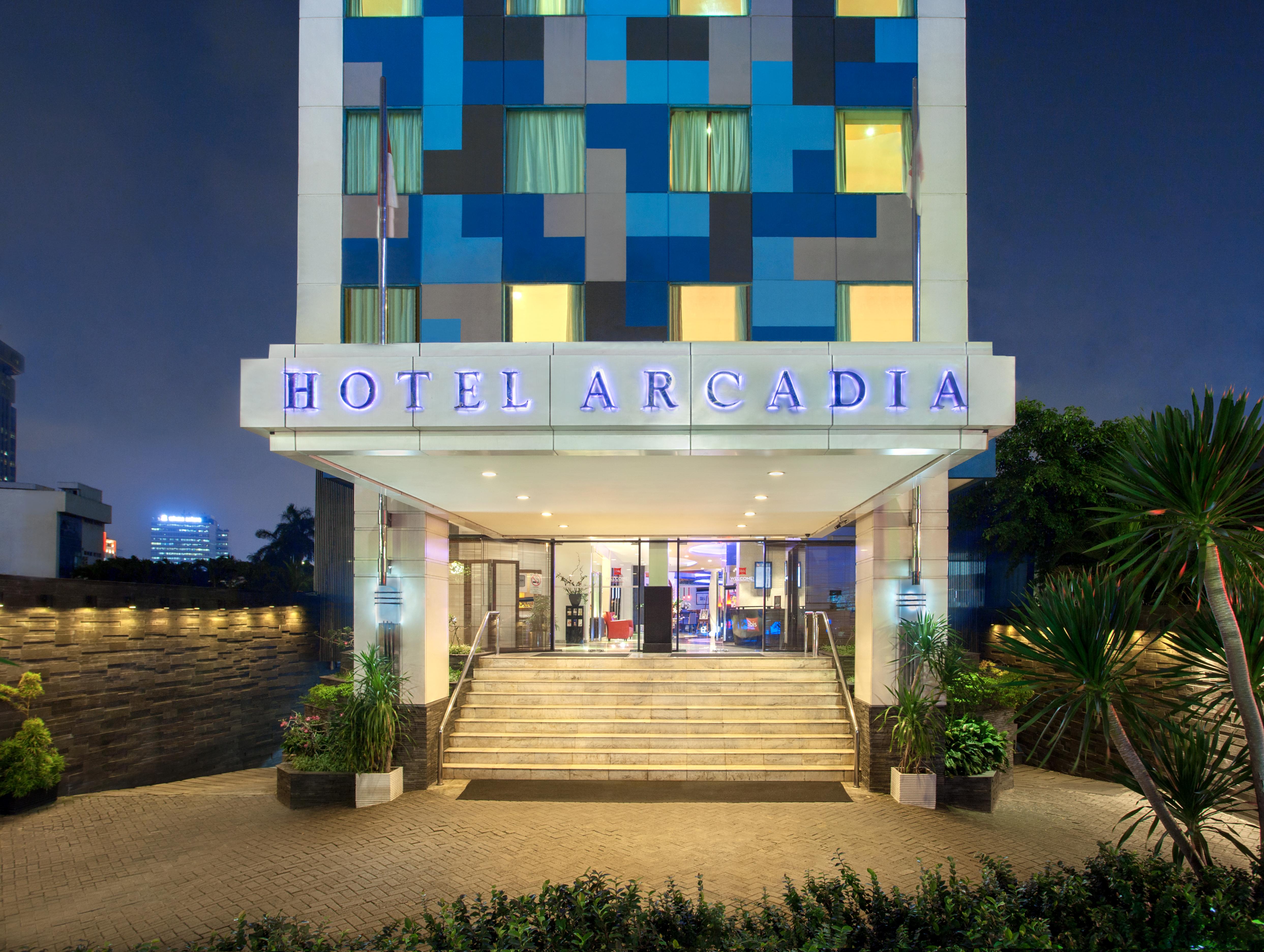Ibis Jakarta Arcadia Экстерьер фото